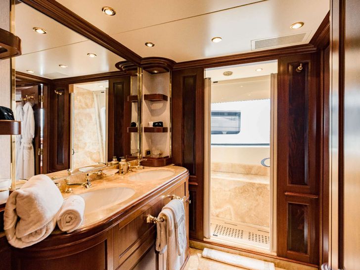 Ensuite bath Ensuite bath