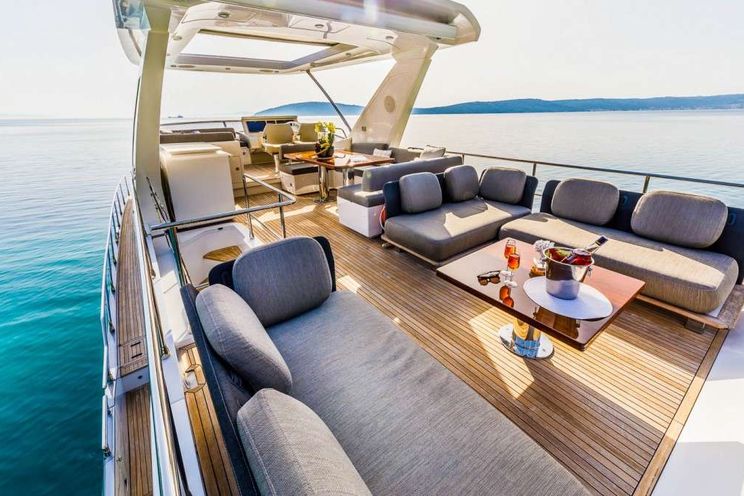 Charter Yacht MY KARAT II - Azimut 66 - 4 Cabins - Kastela - Split - Dubrovnik - Hvar - Croatia