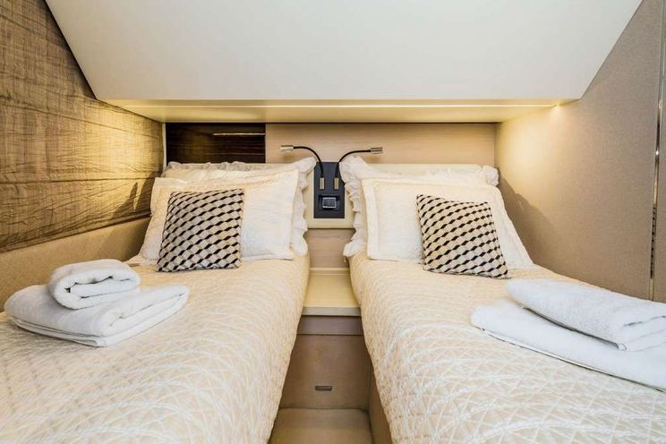 Charter Yacht MY KARAT II - Azimut 66 - 4 Cabins - Kastela - Split - Dubrovnik - Hvar - Croatia