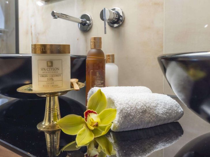 ANTHEA - Custom Yacht 52m,toiletiries ANTHEA - Custom Yacht 52m,toiletiries
