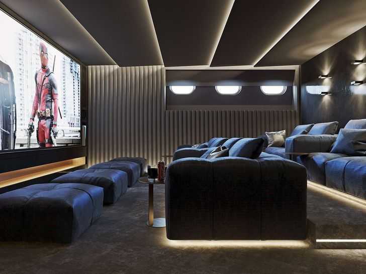 BLACK SWAN - Custom Yacht 50 m,indoor movie theatre BLACK SWAN - Custom Yacht 50 m,indoor movie theatre