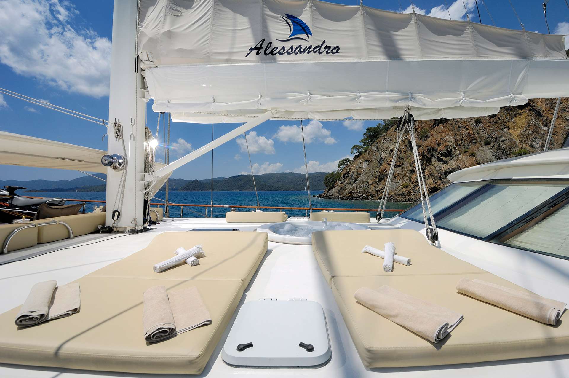 ALESSANDRO I Custom Sailing Yacht 40m - sun pads
