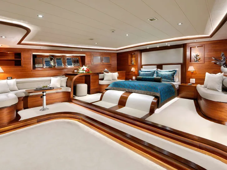 ALESSANDRO I Custom Sailing Yacht 40m - master cabin ALESSANDRO I Custom Sailing Yacht 40m - master cabin