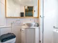 A YACHTA FUN Aquila 54 - Cabin Bathroom A YACHTA FUN Aquila 54 - Cabin Bathroom