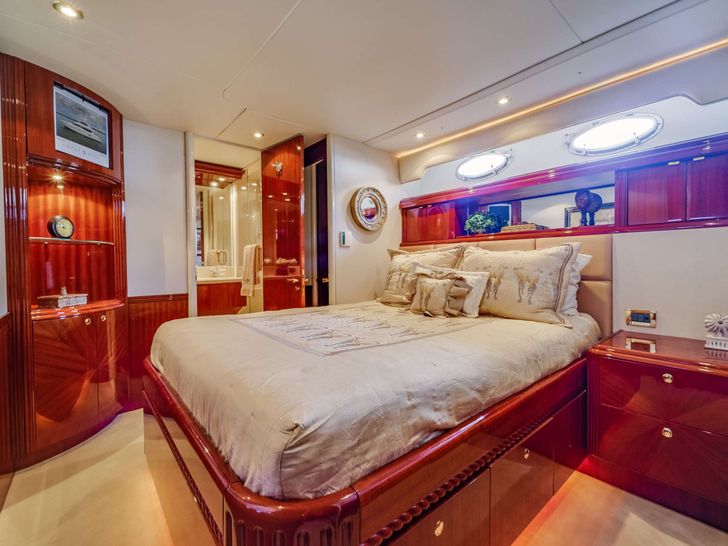 COPAY Lazzara 80 SC - VIP cabin 1 COPAY Lazzara 80 SC - VIP cabin 1