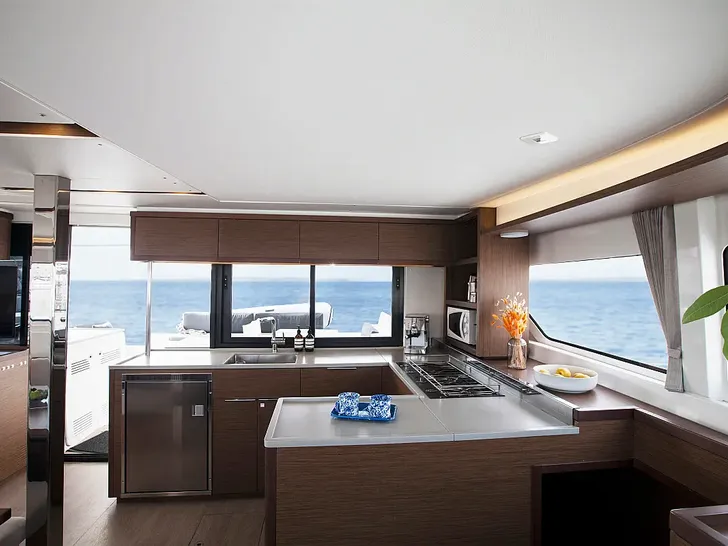KAIZEN - Lagoon 46 - galley KAIZEN - Lagoon 46 - galley