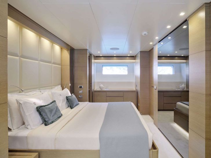 Sanlorenzo SD92 Crewed Motor Yacht FLOR VIP Suite I Sanlorenzo SD92 Crewed Motor Yacht FLOR VIP Suite I
