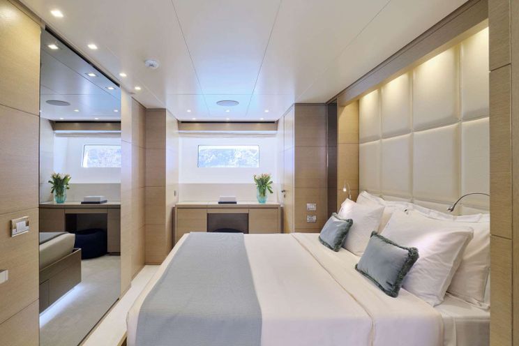 Charter Yacht FLOR - Sanlorenzo SD92 - 4 Cabins - Athens - Mykonos - Paros