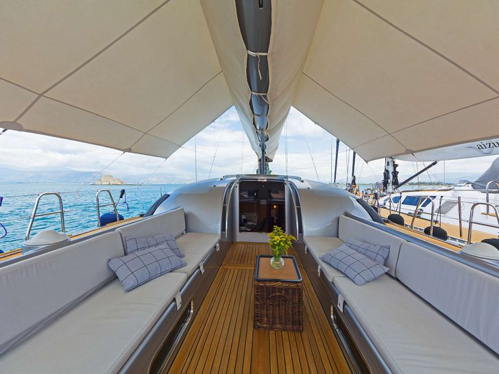 S/Y MELITI Garcia 26m - alfresco lounge S/Y MELITI Garcia 26m - alfresco lounge