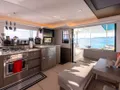 REACH Leopard 50 - galley REACH Leopard 50 - galley