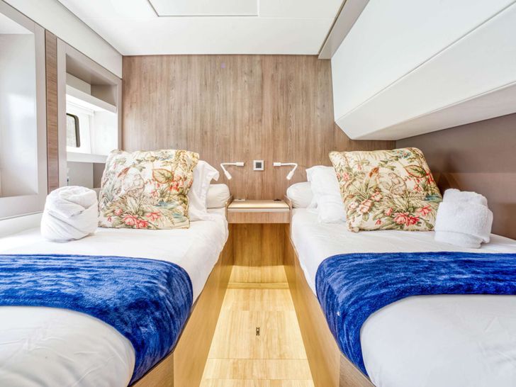 PERMABEAR Bali 5.4 - twin cabin PERMABEAR Bali 5.4 - twin cabin