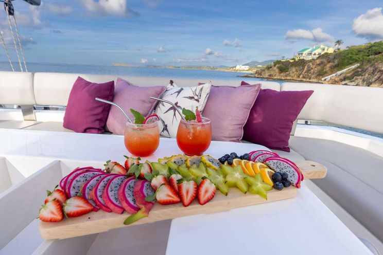 Charter Yacht SALTY DOG - Leopard 50 - 4 Cabins - Tortola - Anegada - Virgin Gorda - BVI - Caribbean