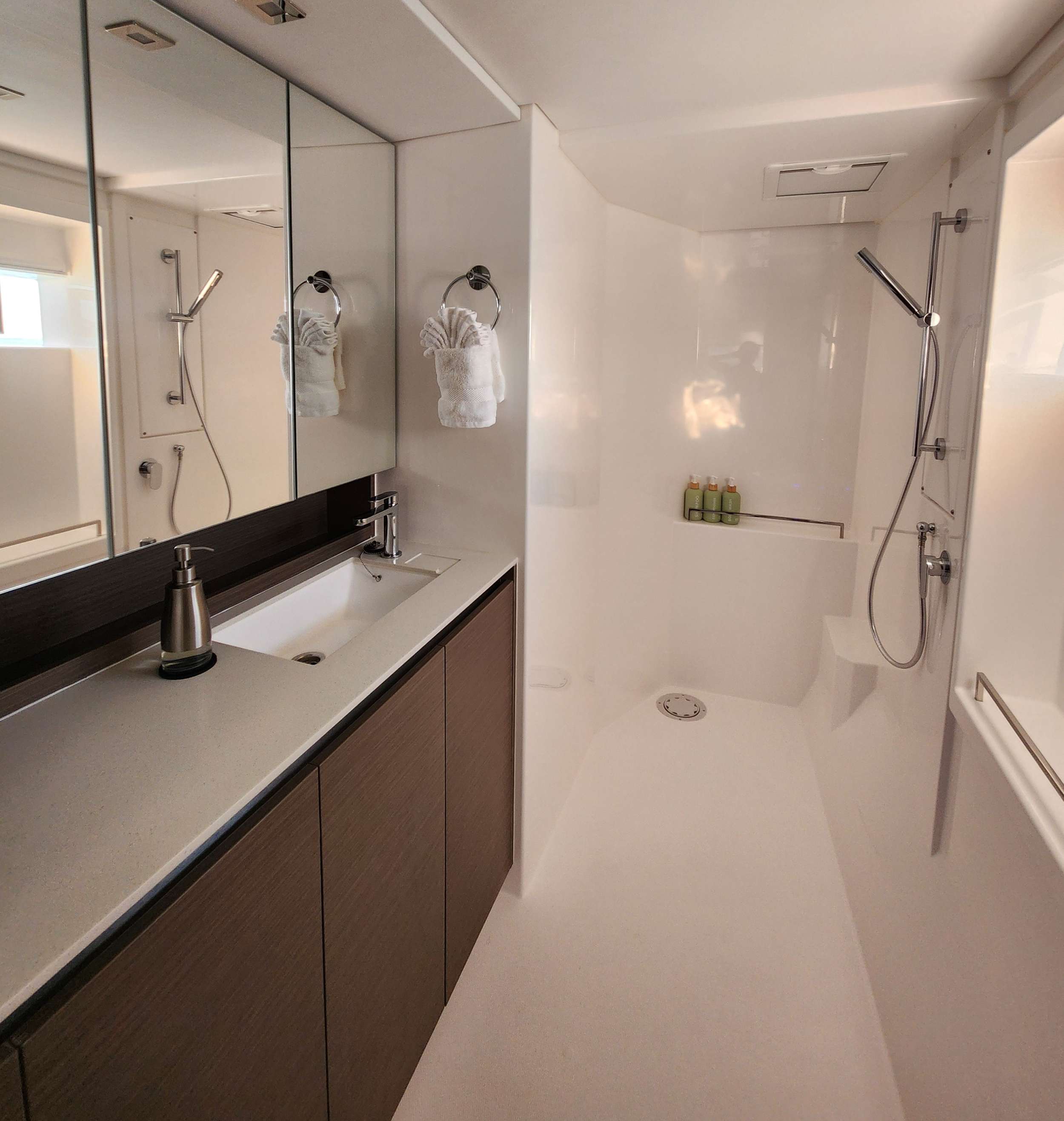 Charter Yacht HAZEL DELLA - Leopard 50 - 3 Cabins - Tortola - Anegada - Virgin Gorda - BVI - Caribbean