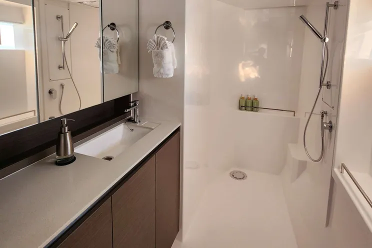 Charter Yacht HAZEL DELLA - Leopard 50 - 3 Cabins - Tortola - Anegada - Virgin Gorda - BVI - Caribbean