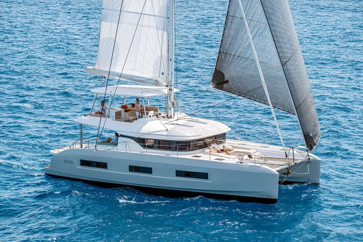 Charter Yacht NOMAD - Lagoon 55 - 4 Cabins - St Thomas - St John - St Croix - US Virgin Islands - Caribbean