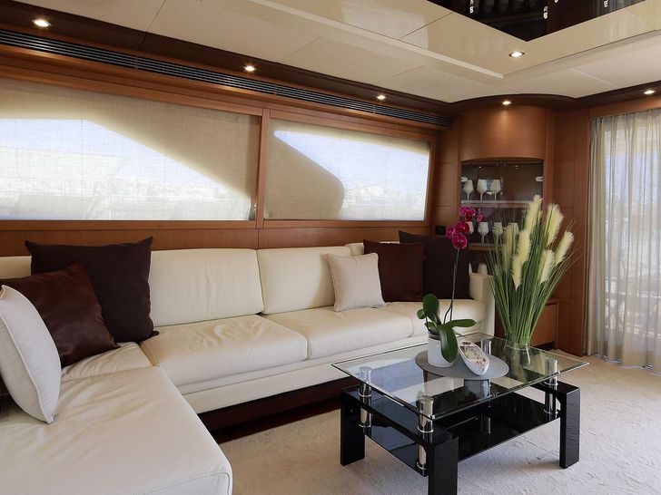 LUKAS - Filippetti Yacht 24m,radiant saloon with glass windows LUKAS - Filippetti Yacht 24m,radiant saloon with glass windows