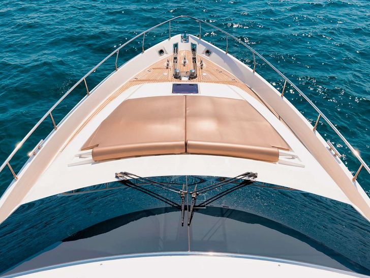 MARINO - Ferretti 730,bow view MARINO - Ferretti 730,bow view