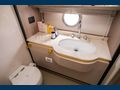 MAWI - Azimut 55 Fly,master cabin bathroom