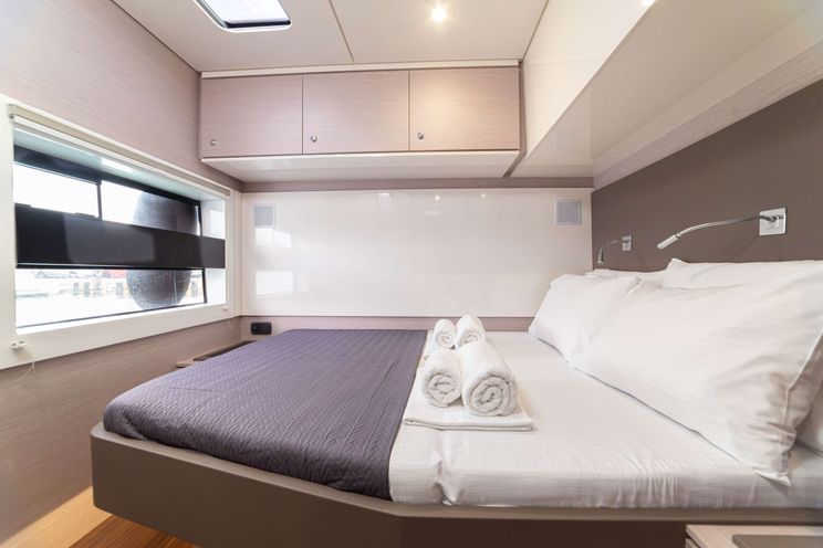 Charter Yacht KAMCHATKA - Adventura 14 Power Catamaran - 4 Cabins - Lefkas - Athens - Santorini - Greece