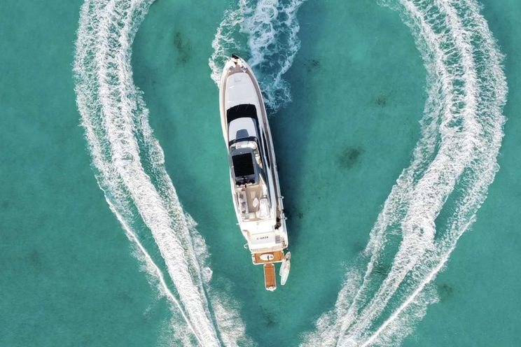 Charter Yacht C DAZE - San Lorenzo SL86 - 4 Cabins - Nassau - Exumas - Bahamas