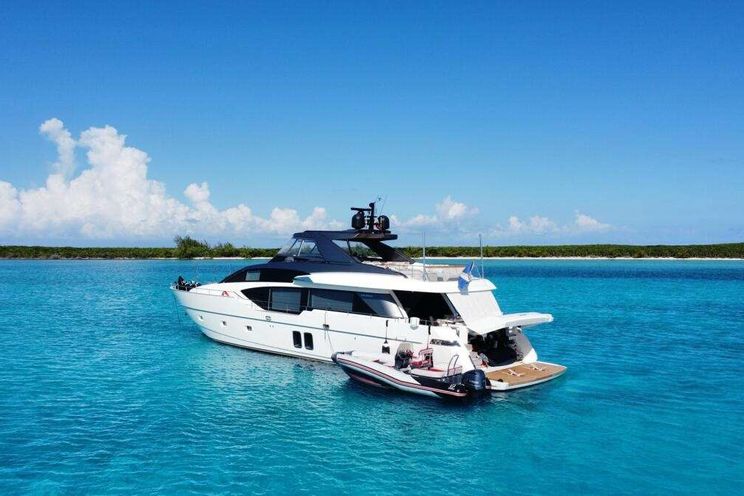 Charter Yacht C DAZE - San Lorenzo SL86 - 4 Cabins - Nassau - Exumas - Bahamas