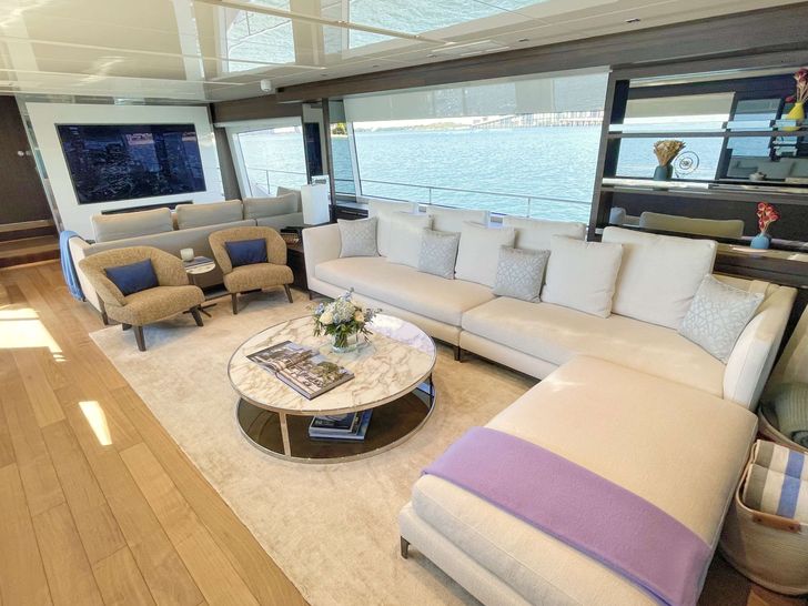 C DAZE San Lorenzo SL86 - main saloon C DAZE San Lorenzo SL86 - main saloon