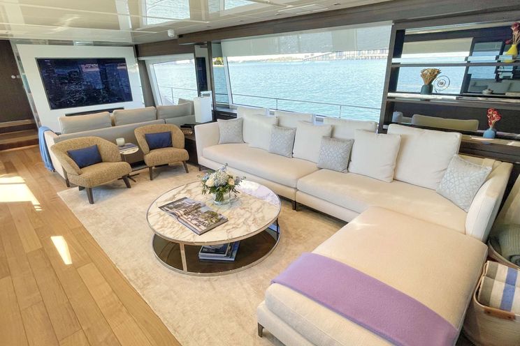 Charter Yacht C DAZE - San Lorenzo SL86 - 4 Cabins - Nassau - Exumas - Bahamas