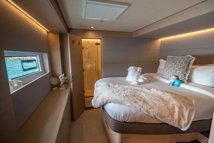 Charter Yacht ISLAND HOPPIN 55 - Lagoon 55 - 4 Cabins - Tortola - Anegada - Virgin Gorda - BVI - Caribbean