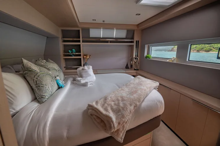 Charter Yacht ISLAND HOPPIN 55 - Lagoon 55 - 4 Cabins - Tortola - Anegada - Virgin Gorda - BVI - Caribbean