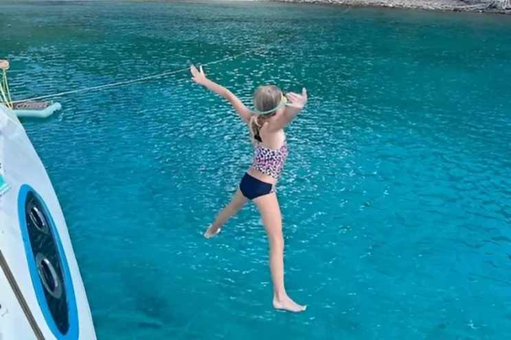 Charter Yacht SUN GODDESS - Royal Cape 53 - 3 Cabins - Tortola - Anegada - Virgin Gorda - BVI - Caribbean