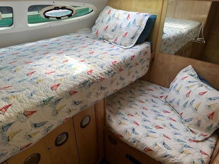 SUN GODDESS Royal Cape 53 - bunk double beds SUN GODDESS Royal Cape 53 - bunk double beds