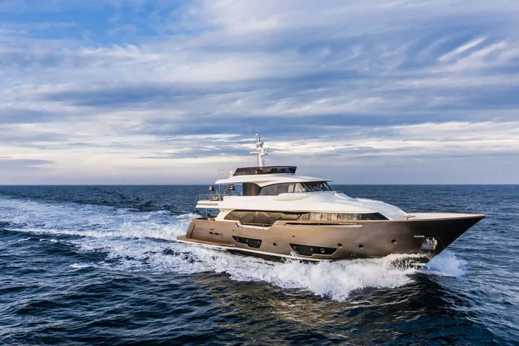 Charter Yacht YVONNE - Ferretti Custom Line Navetta 28 - 5 Cabins - Monaco - Antibes - Cannes - St Tropez