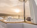YVONNE Ferretti Custom Line Navetta 28 - jacuzzi YVONNE Ferretti Custom Line Navetta 28 - jacuzzi
