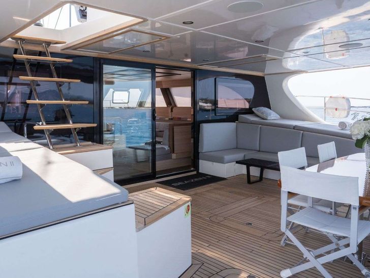 SEAZEN II Sunreef 70 - aft deck SEAZEN II Sunreef 70 - aft deck