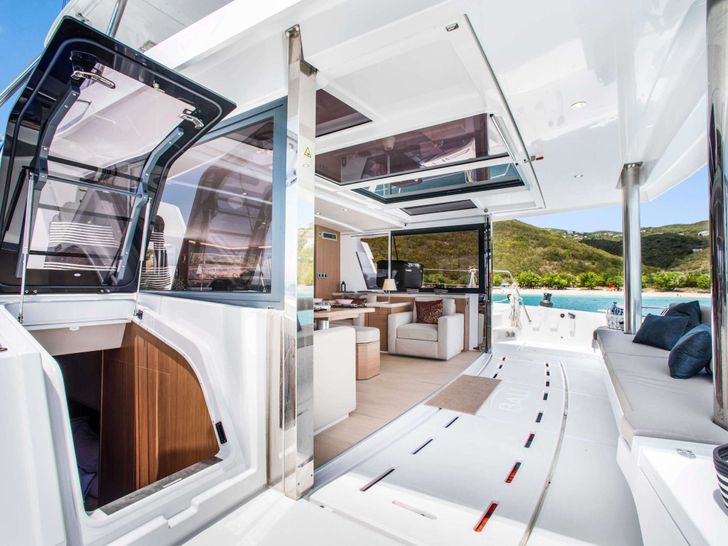 NO INHERITANCE Bali 5.4 - aft deck NO INHERITANCE Bali 5.4 - aft deck