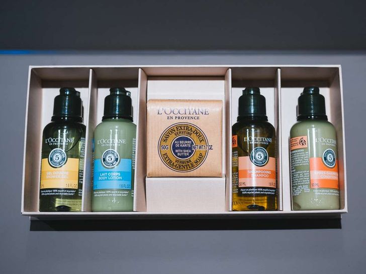 AMBER ONE Sunreef 70 - toiletries AMBER ONE Sunreef 70 - toiletries