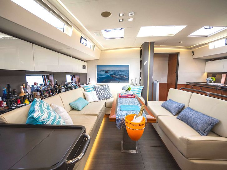 Saloon Saloon