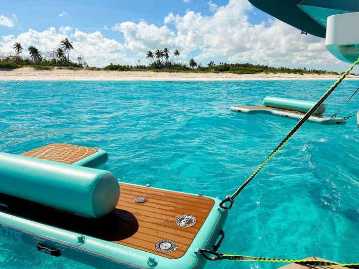 PRINCESS MILA Fountaine Pajot 67 - Swim Deck PRINCESS MILA Fountaine Pajot 67 - Swim Deck