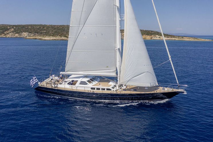 Charter Yacht NOMMO - Jongert 28 m - 3 Cabins - Athens - Santorini - Greece