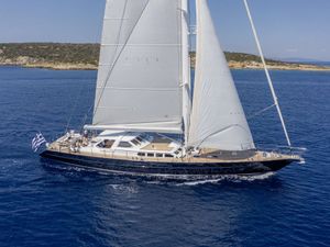 NOMMO - Jongert 28 m - 3 Cabins - Athens - Santorini - Greece NOMMO - Jongert 28 m - 3 Cabins - Athens - Santorini - Greece