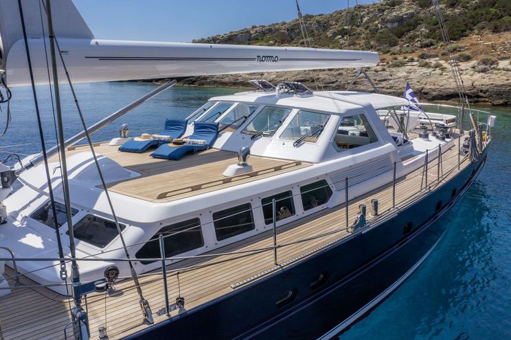 Charter Yacht NOMMO - Jongert 28 m - 3 Cabins - Athens - Santorini - Greece