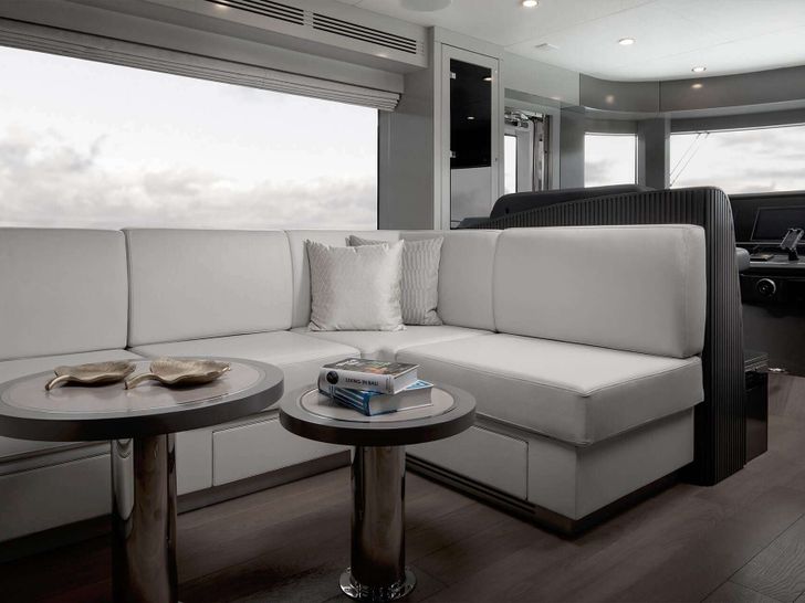NORMAN'S T4 - Sirena 68,saloon seating NORMAN'S T4 - Sirena 68,saloon seating