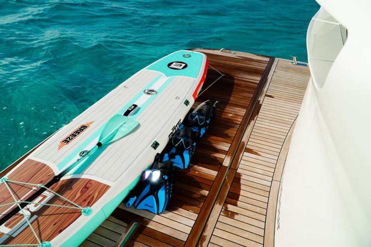 Charter Yacht NORMAN`S T4 - Sirena 68 - 3 Cabins - Nassau - Exumas - Bahamas