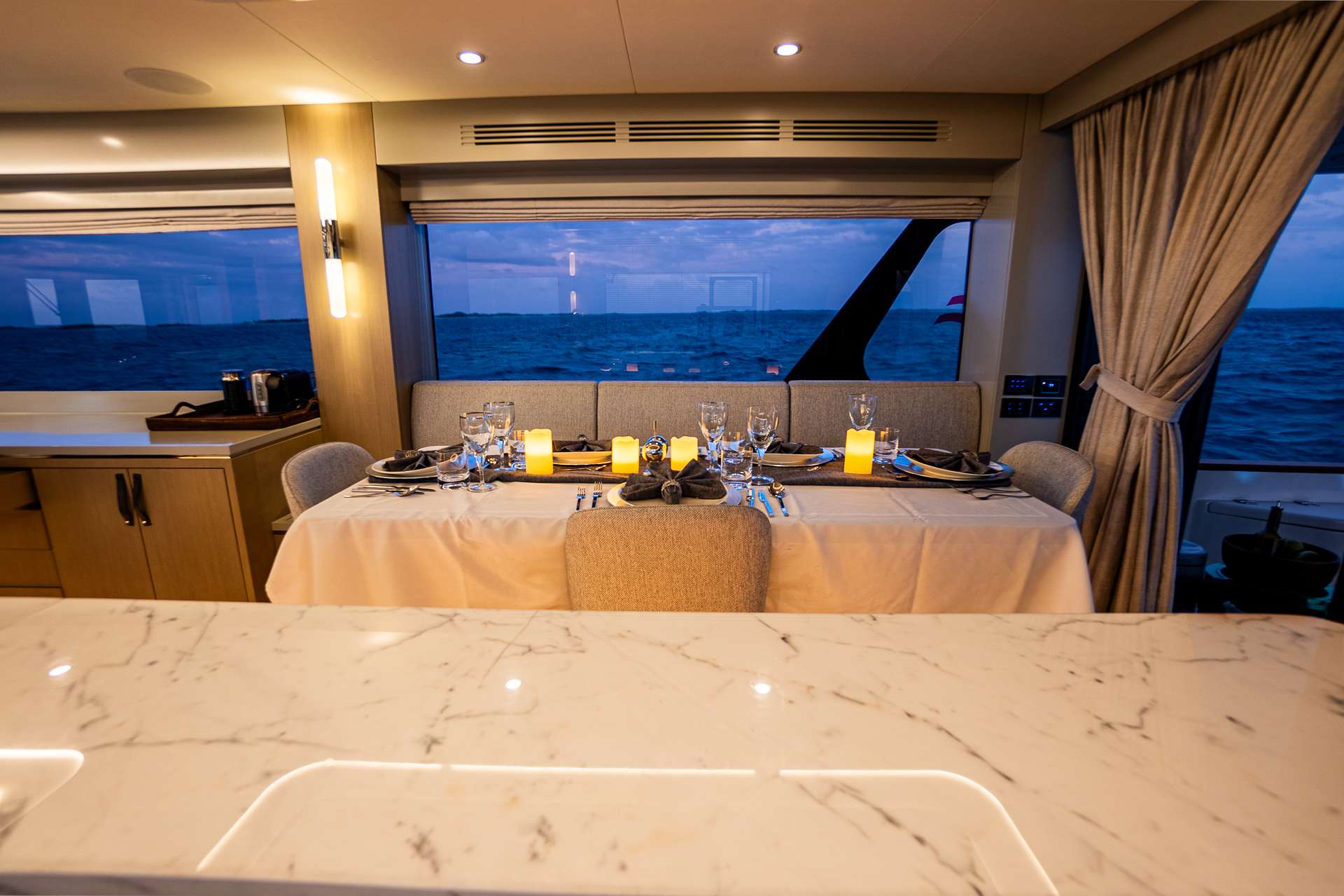 Charter Yacht NORMAN`S T4 - Sirena 68 - 3 Cabins - Nassau - Exumas - Bahamas
