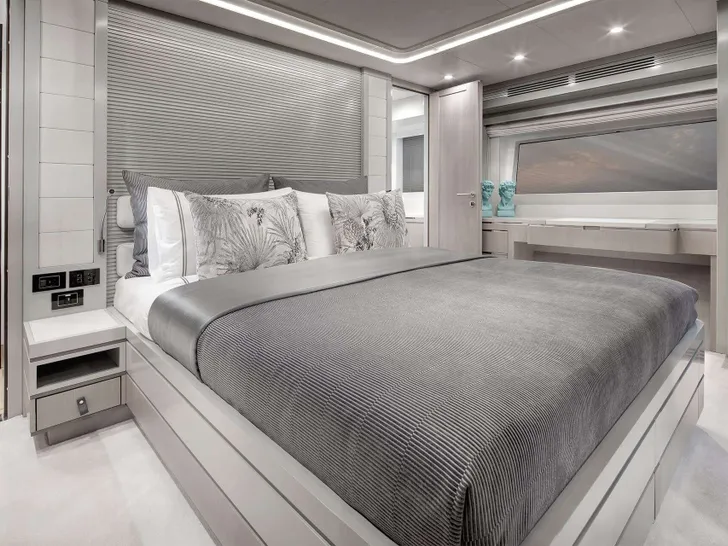 NORMAN'S T4 - Sirena 68,master cabin NORMAN'S T4 - Sirena 68,master cabin