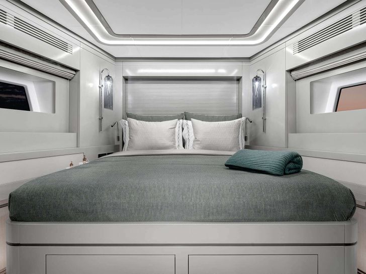 NORMAN'S T4 - Sirena 68,VIP cabin NORMAN'S T4 - Sirena 68,VIP cabin