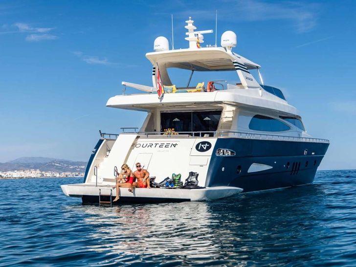 FOURTEEN - Canados 85 ft.,stern FOURTEEN - Canados 85 ft.,stern