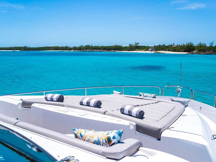 DADDY'S $ - Sunseeker 75 ft.,bow bronzing area DADDY'S $ - Sunseeker 75 ft.,bow bronzing area