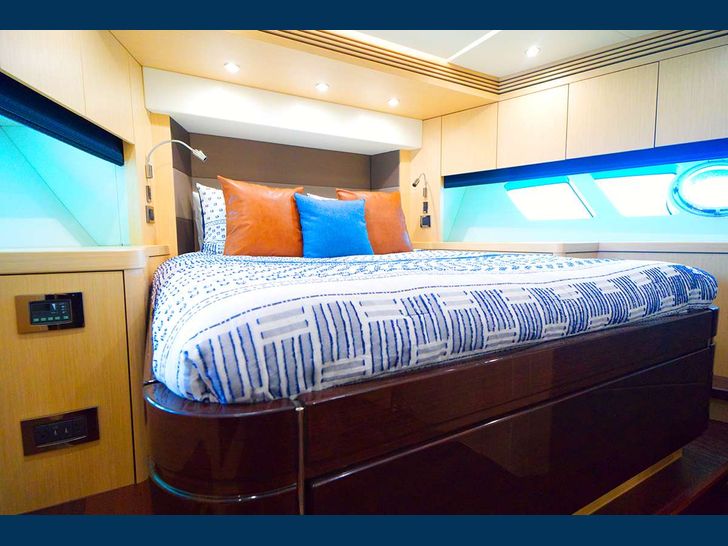 DADDY'S $ - Sunseeker 75 ft.,VIP cabin