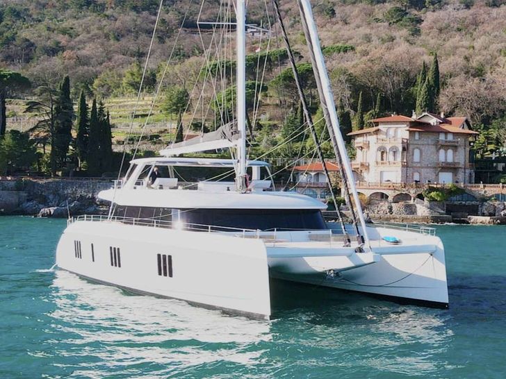 NALA ONE Sunreef 80 - profile NALA ONE Sunreef 80 - profile